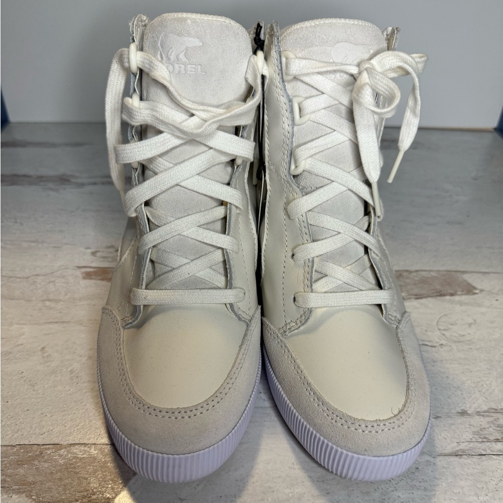 Sorel Out and About high top sneakers, Nee Size 9